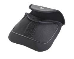 Чохол для котушок Daiwa Neoprene Reel Cover L 23.5x18cm 4500-8000 size (15802-020)